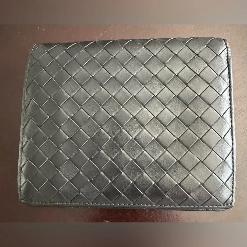Bottega Veneta Black Intrecciato Leather Bifold Wallet